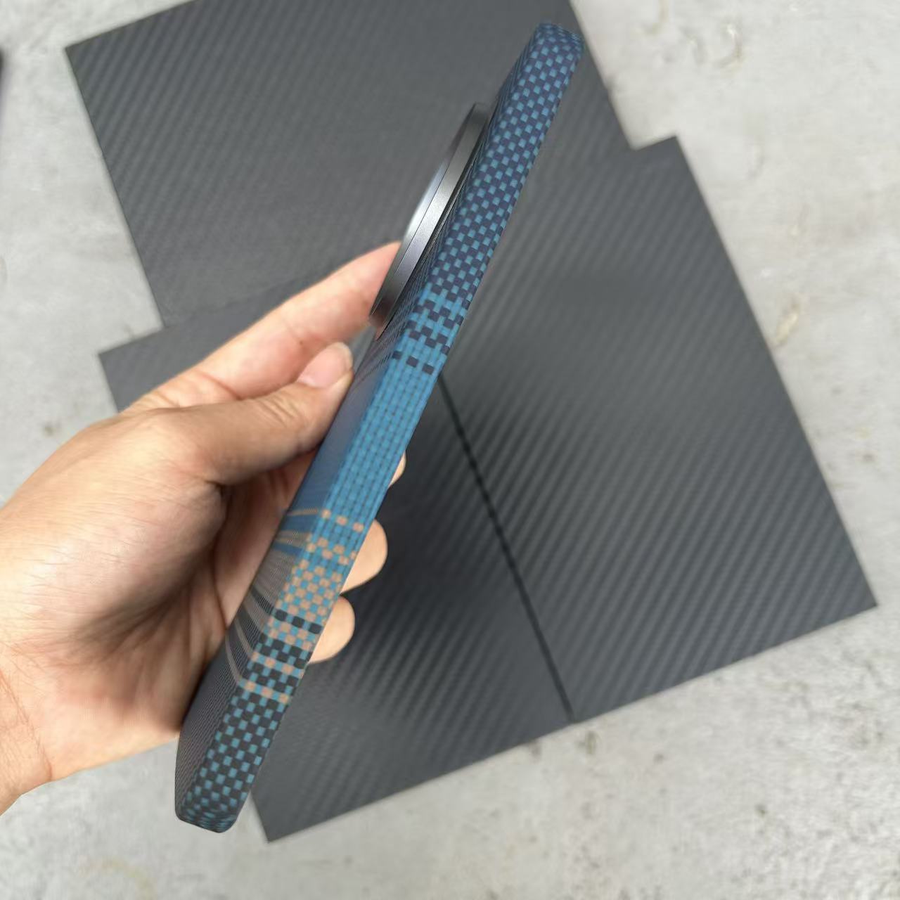 Fibra di carbonio ultrasottile - Huawei Mate 60 recensione e prezzo